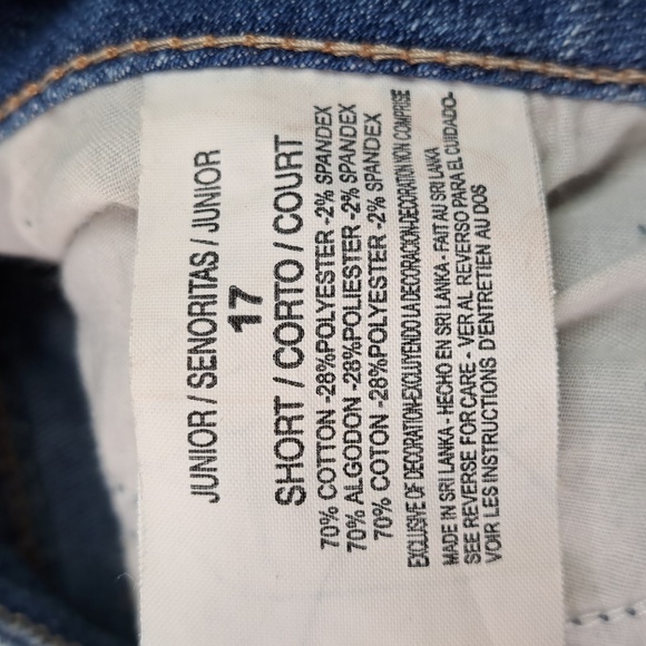 l.e.i. Ashley Low Rise Slim Boot Distressed Lite Blue Jeans Junior Size 17 Short - Picture 16 of 17